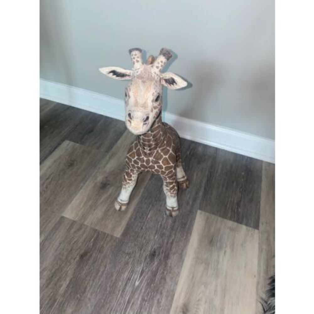 *Vintage World Wildlife Fund Determined Productions, 1990-20" Plush Giraffe - Picture 3 of 6
